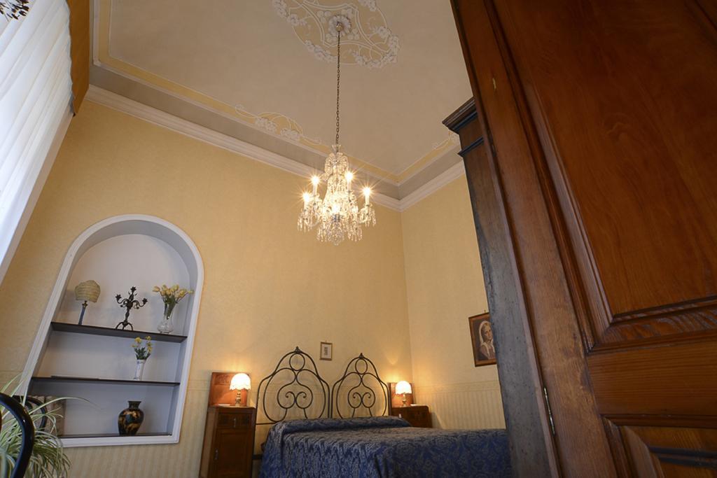 אסראלה Suites In Sicily מראה חיצוני תמונה